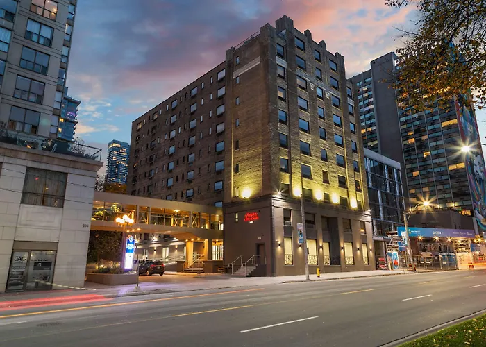 Hampton Inn & Suites By Hilton Toronto Downtown