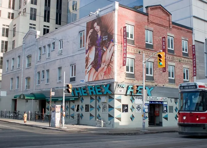 Golf hotel: The Rex Hotel Jazz & Blues Bar